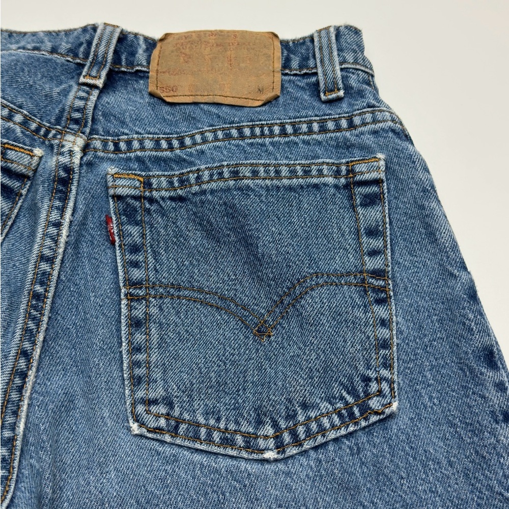 Vintage Levi’s Relaxed fit tapered leg 550‎ Blue Denim Jeans womens size 9M USA - Picture 3 of 15